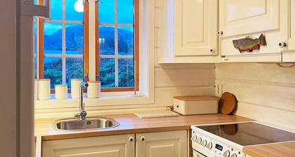6 Person Holiday Home in Korssund