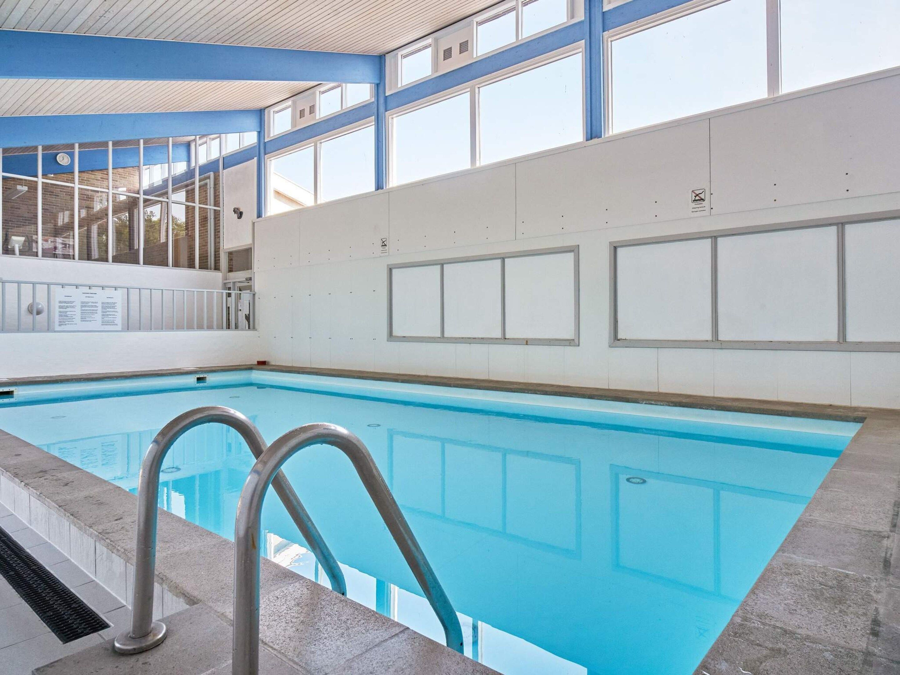 Hus | Pool | Inomhuspool och utomhuspool