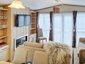 House | Living area - 6 Person Holiday Home in Tansoy (Kinn)
