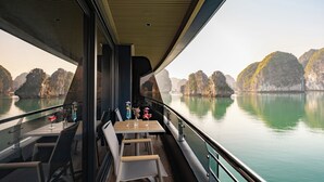 Triple Suite, Balcony | Minibar, WiFi (free) - Doria Cruise (Tuan Chau)