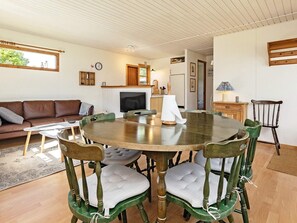 House | Tempat makan
