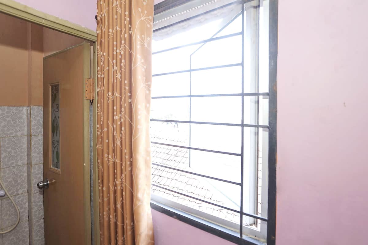 double room | bed sheets