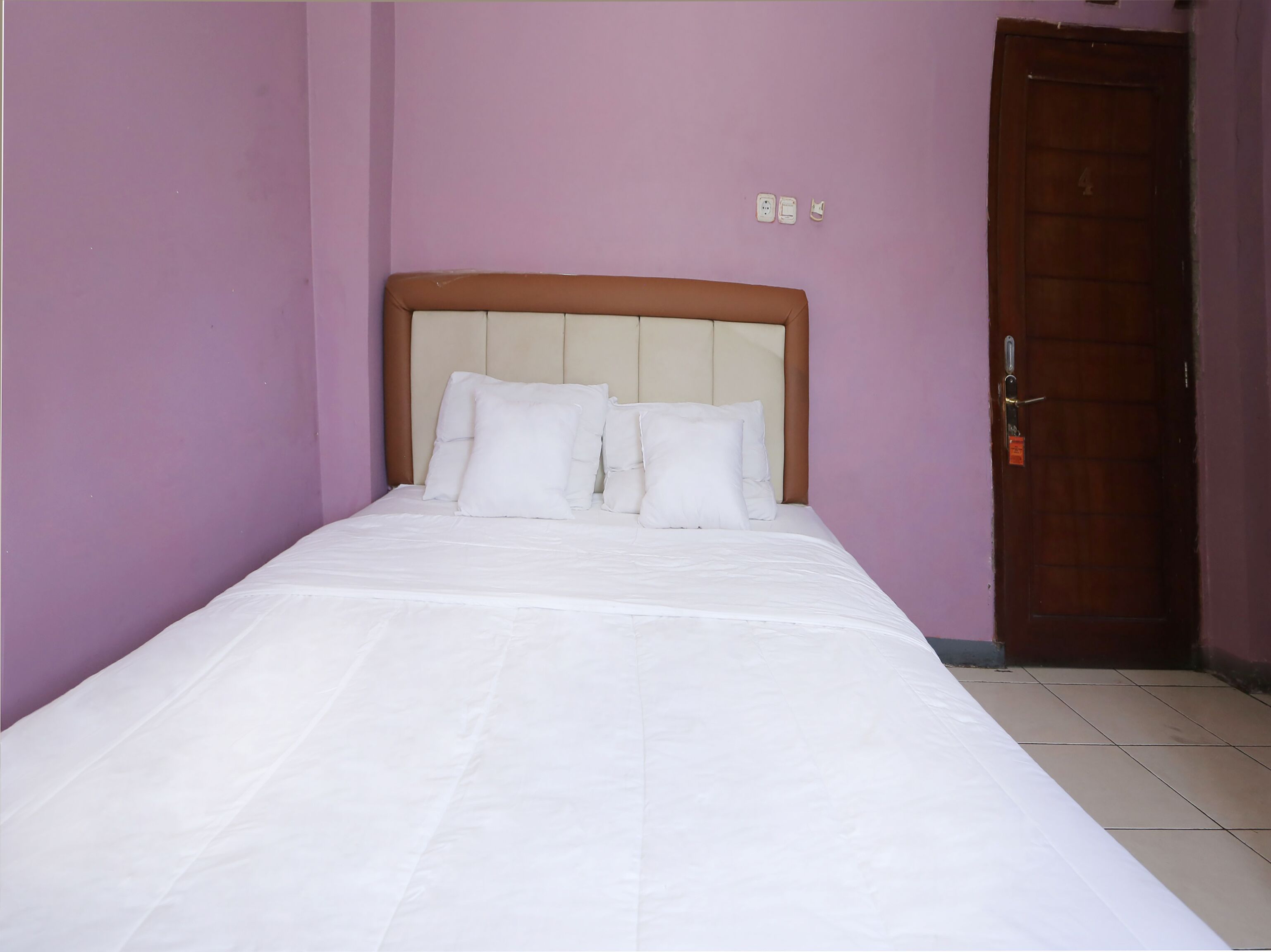 double room | bed sheets