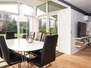 House | Dining