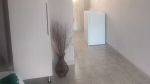 Iron/ironing board (on request), free WiFi - Lis ville guest house  (Phalaborwa)