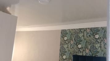 Habitación básica doble | Tabla de planchar con plancha y wifi gratis