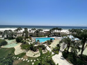 室內泳池
