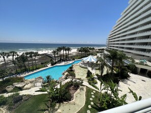 室內泳池