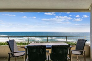 Outdoor dining - Gulf Front Condo with Stunning Views! (Pensacola)