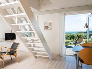 House | Dining