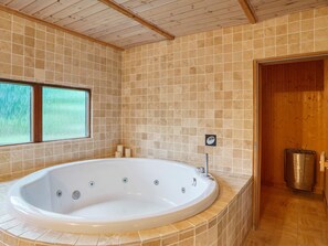 Spa treatment - 4 Star Holiday Home in Farevejle (Faarevejle)