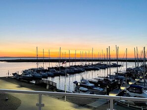 Apartment | Water view