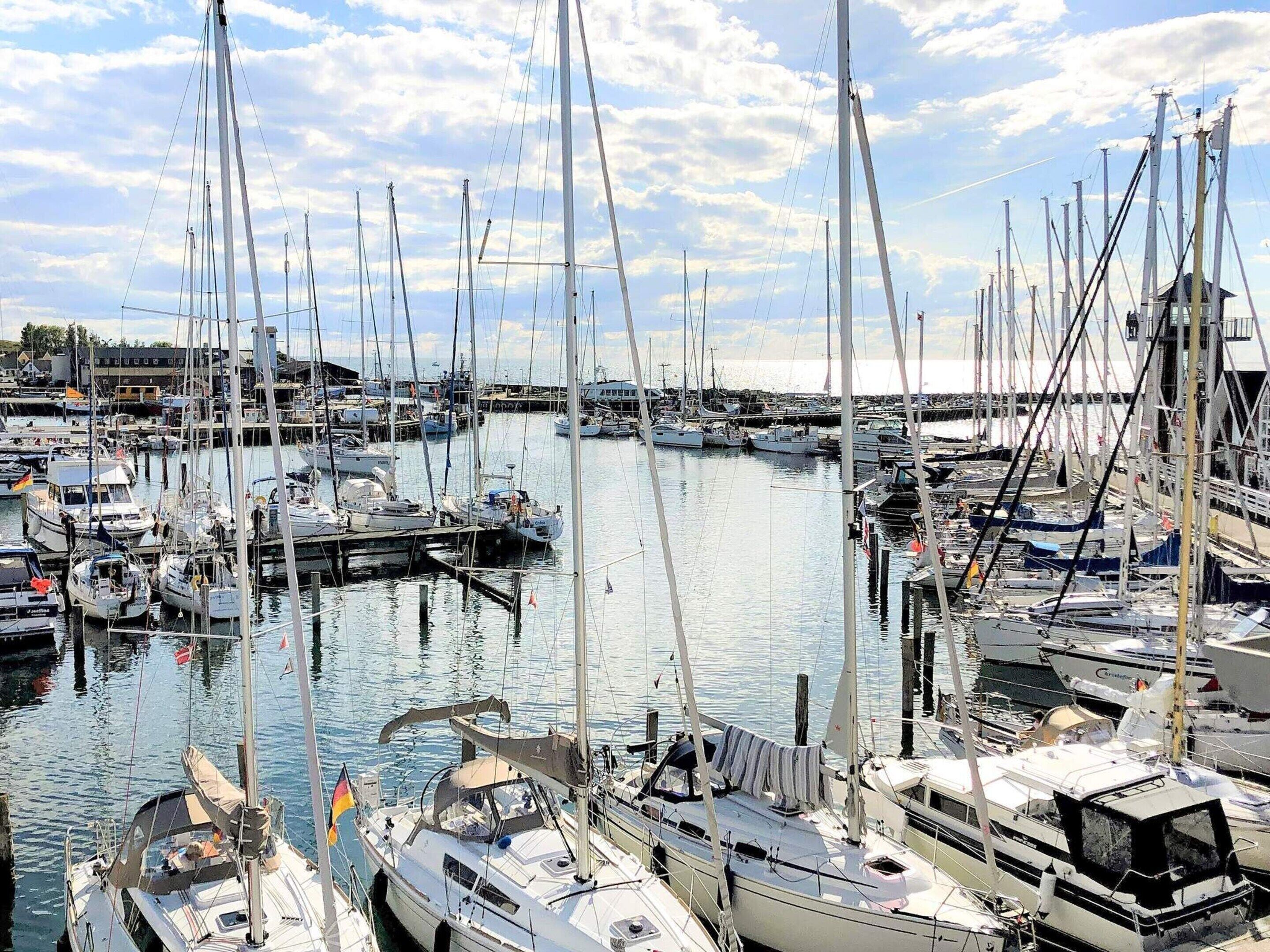 إطلالة على المياه