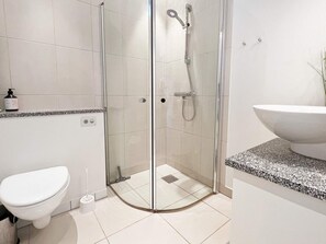 House | Bathroom