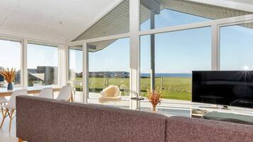 House | Living area