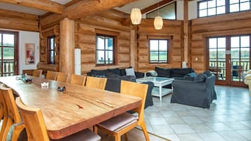 House | Dining