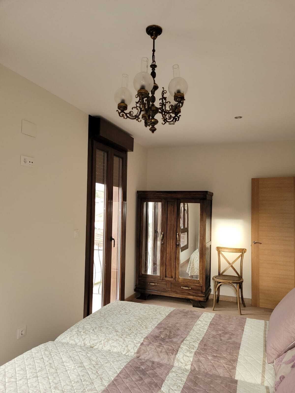 3 dormitorios, cuna de viaje, wifi y ropa de cama