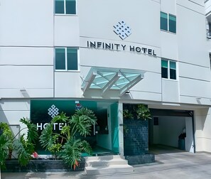 Exterior detail - Hotel Infinity Medellin (Medellín)