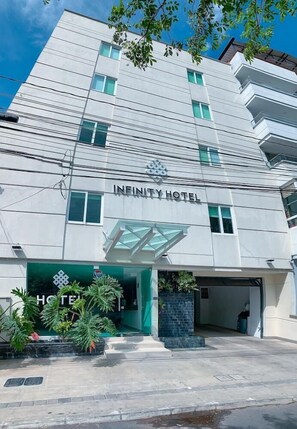 Exterior - Infinity Hotel (Medellín)