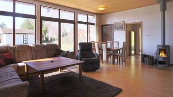 House | Dining