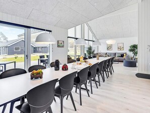 House | Dining - Luxury Beach Retreat - By Traum Ferienwohnungen (Vaeggerlose)