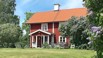 House | Exterior