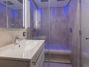 Apartment | Bathroom - 5 Star Holiday Home in Wendtorf (Lubeck)