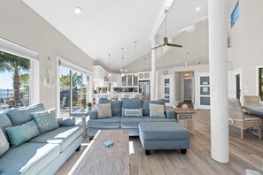 スマートテレビ、暖炉