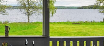 6 パーソン ホリデーホーム イン ホルスリュンガ バイ トラウム