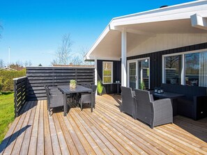 Hus | Udendørs spisemuligheder