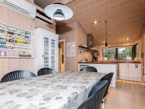 House | Bahagian dalam