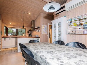 House | Interior - 6 Person Holiday Home in Laeso-by Traum (Læsø)