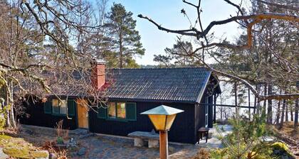 6 Person Holiday Home in Djurhamn
