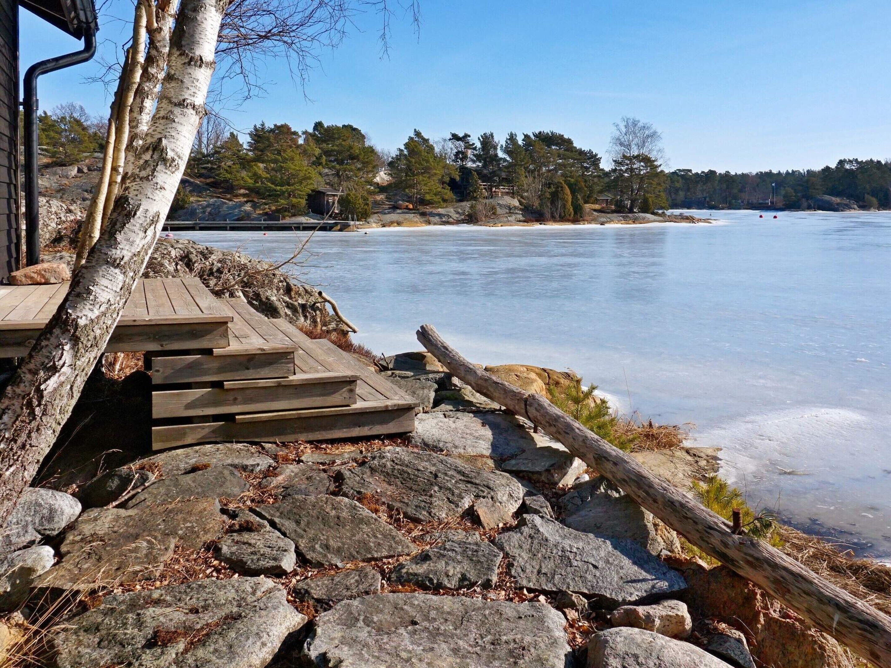 House | Water view