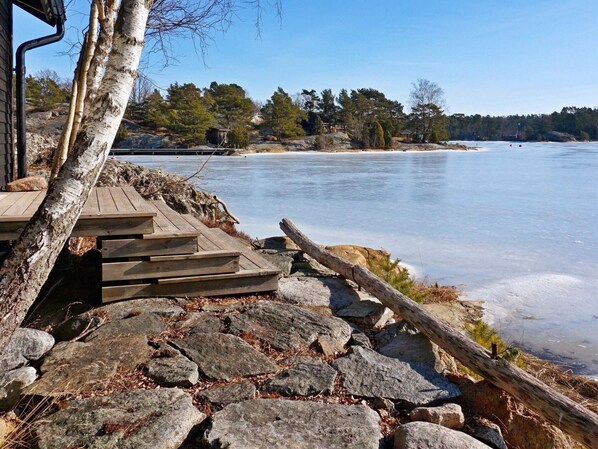 Casa | Vista para a água