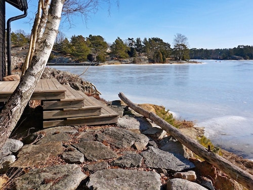 6 Person Holiday Home in Djurhamn