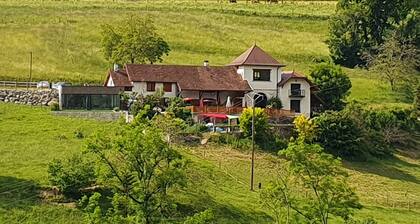 GĂźte et Spa la Tour de Mandrin