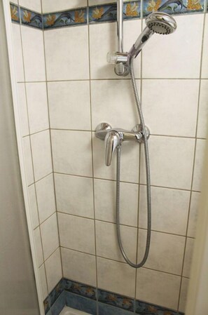 Hårtørrer, håndklæder, Sæbe, Shampoo