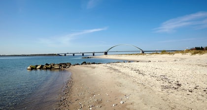 Strandhaus-fehmarn, Captains-deck, Strandlage und Meerblick, Terrasse und Garten