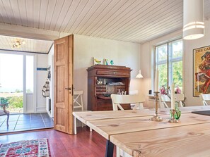 House | Dining
