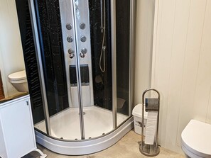 Bathroom - 6 Person Holiday Home in Torrvikbygd (Kvam)