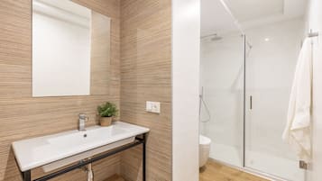 ์ํํธ, ์นจ์ค 2๊ฐ | ์์ค | ์ค์ ์์ค, ํค์ด๋๋ผ์ด์ด, ํ์, ๋น๋