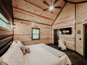 4 Schlafzimmer, Schreibtisch, Bügeleisen/Bügelbrett, kostenloses WLAN