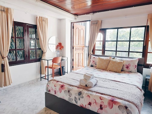 Standard room - Hello Sunshine