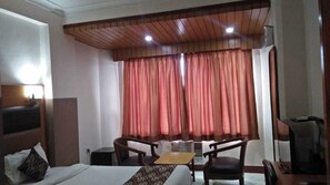 Executive Double Room | Desk, laptop workspace, free WiFi - Ambarish Grand Residency (Guwahati)