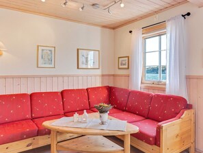 House | Living area - 6 Person Holiday Home in Brekstad (Orland)