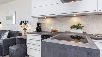 ์ํํธ | ์ ์ฉ ์ฃผ๋ฐฉ | ๋์ฅ๊ณ