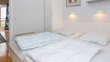 House | 3 bedrooms, individually furnished