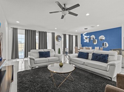 Must-See Renovation! Stunning Accessible Pool - Prime Resort Disney Location!