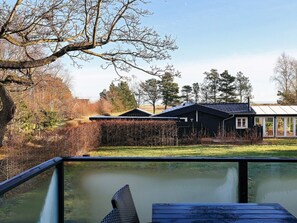 House | Bahagian luar